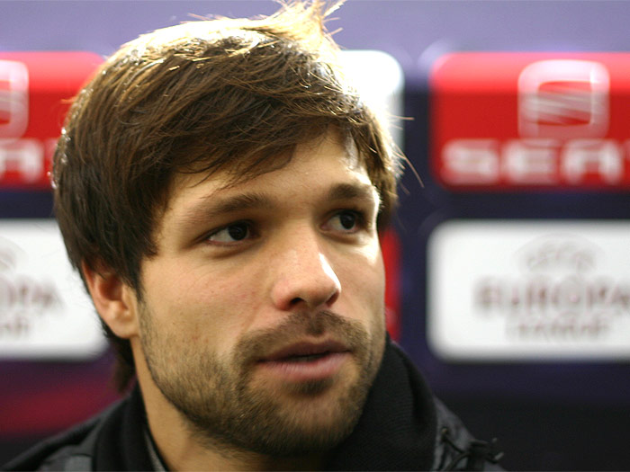 Fenerbahce's Diego Ribas set to start on the bench against Besiktas