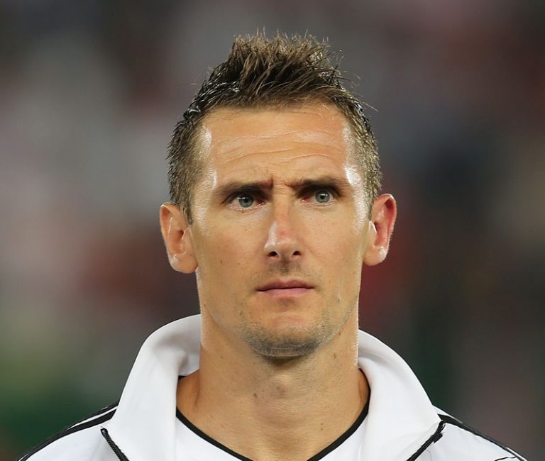 Skibbe denies Eskisehirspor interest in Miroslav Klose