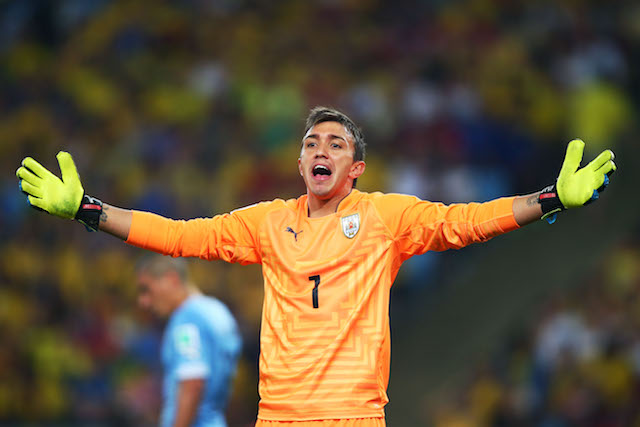 Uruguay International Fernando Muslera Returns To Galatasaray Training Despite Leg Break