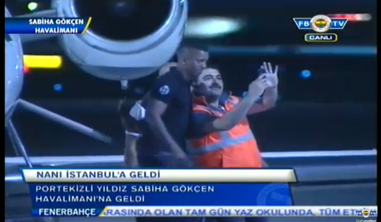 (Picture) Man Utd winger Nani lands in Turkey