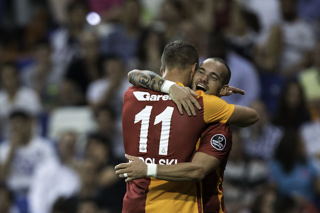 Wesley Sneijder Real Madrid v Galatasaray: Santiago Bernabeu Trophy Wilfried Bony