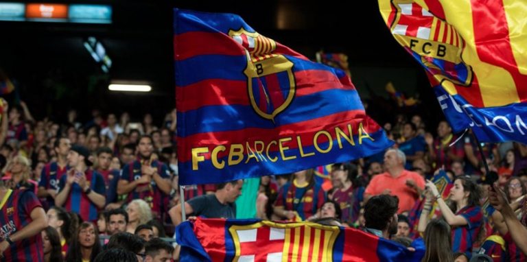 Photo: Barcelona send shout out to Arda Turan