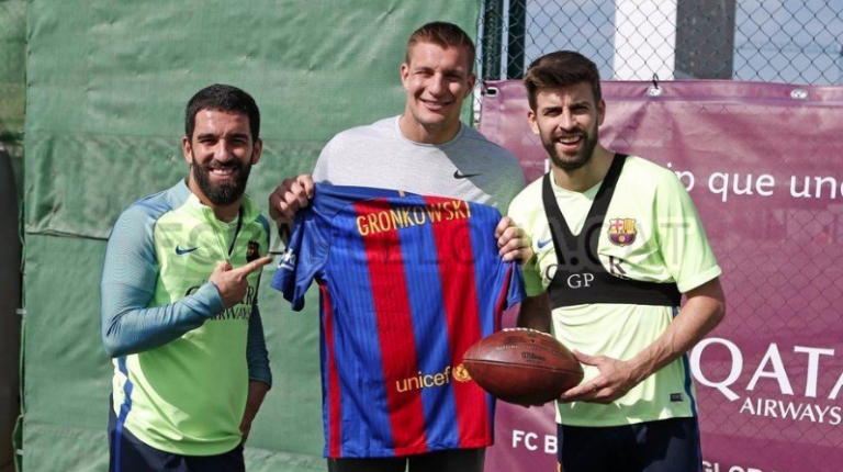 (Photo) Barcelona’s Arda Turan believes New England Patriot star is too ‘big’ for football