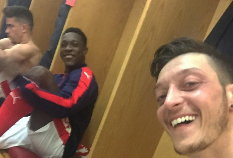 Photo: Arsenal star all smiles after Man United win despite being bookmakers favourites to join Red Devils this summer