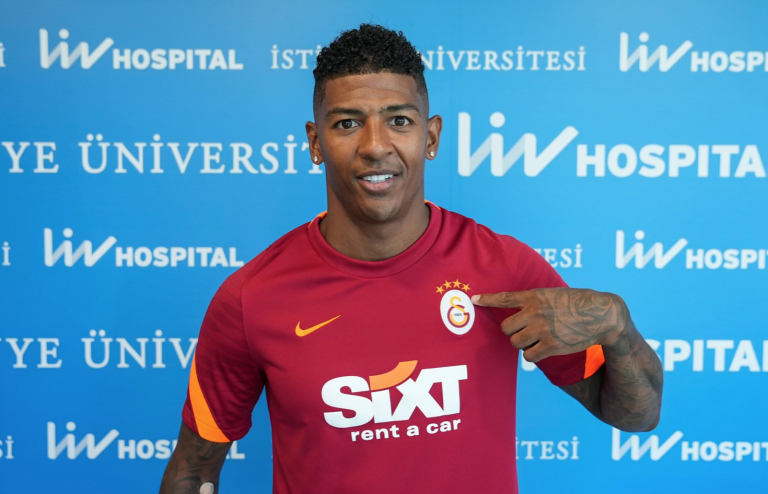 ‘Thank You’ – Patrick van Aanholt shares heartfelt message to Crystal Palace fans after completing Galatasaray transfer