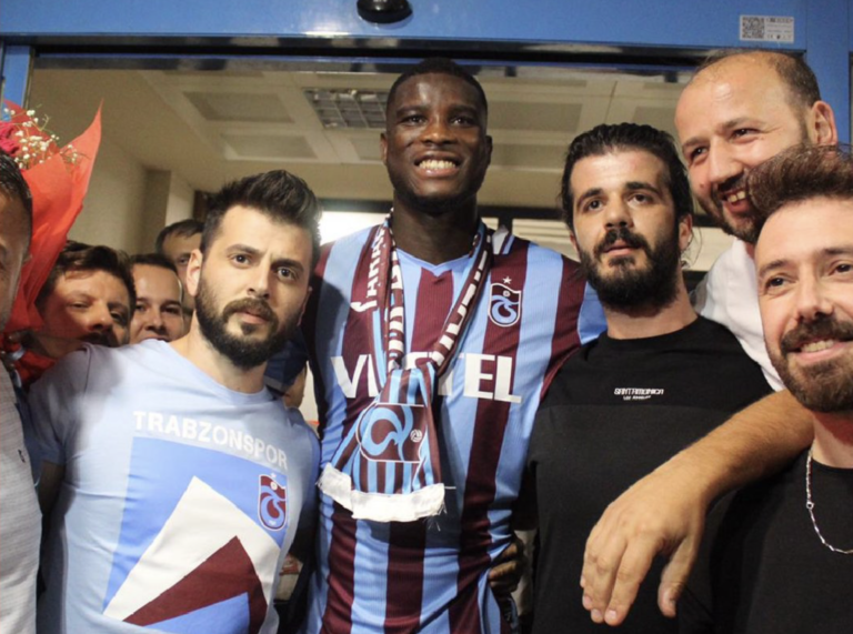 Southampton Striker Joins Turkish Giants, Gets Warm Welcome at Airport